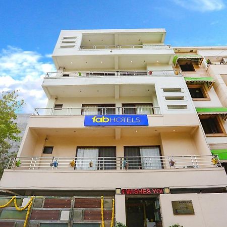 Fabhotel Novel Suites - Nr Yashobhoomi Convention Centre New Delhi Exteriör bild